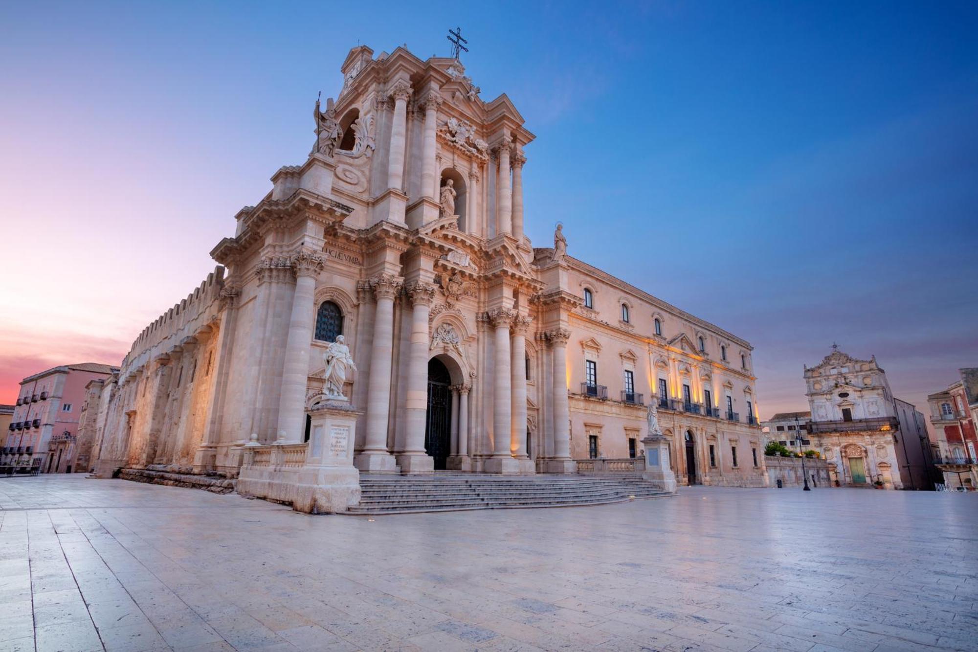 Ortigia Charming Suite Syracuse Bagian luar foto